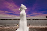 NY- Sculptures on the Hudson River